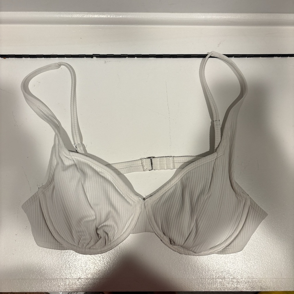Women's White Underwire Bikini Top